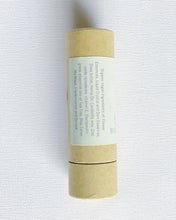 將圖片載入圖庫檢視器 Lakshmi Natural Deodorant Stick
